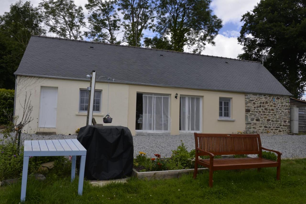 Couloumine Breizh Bed & Breakfast Saint-Aignan  Exterior photo